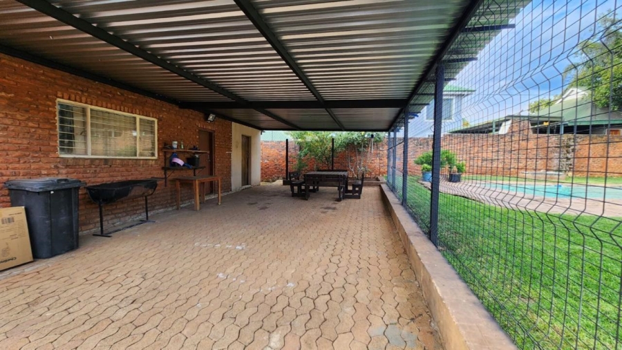 4 Bedroom Property for Sale in Melodie North West